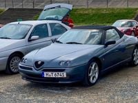 Gebraucht Alfa Romeo Spider Lusso 150 PS (110 kW) 1997 Blau Cabrio