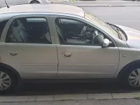 Używany Opel Corsa 69 KM (50 kW) 2005 Srebrny Hatchback