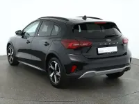 Używany Ford Focus Active 125 KM (91 kW) 2023 Czarny Sedan/Limuzyna
