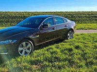 Gebraucht Jaguar XF Prestige 300 PS (220 kW) 2020 Rot Limousine