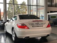 Gebraucht Mercedes SLK200 184 PS (135 kW) 2015 Weiß Cabrio
