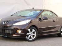 Gebraucht Peugeot 207 Active 120 PS (88 kW) 2015 Schwarz Cabrio