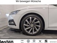 Gebraucht Skoda Octavia Style 116 PS (85 kW) 2023 Weiß Kombi