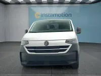 Neu VW T7 150 PS (110 kW) 2025 Grau Van