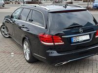 Gebraucht Mercedes E250 Avantgarde 211 PS (155 kW) 2015 Schwarz Limousine