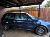 Gebraucht VW Golf 100 PS (73 kW) 1998 Blau Coupé
