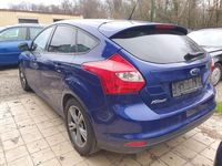 Usata Ford Focus SYNC Edition 101 CV (74 kW) 2014 Blu Utilitaria