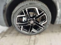 Gebraucht VW Tiguan R-line 150 PS (110 kW) 2025 Grau SUV