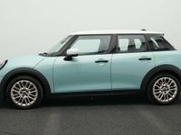 Gebraucht Mini Cooper Favoured 156 PS (114 kW) 2024 Grün Kleinwagen