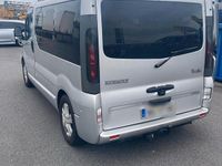 Gebraucht Renault Trafic 145 PS (106 kW) 2006 Silber Van / Kleinbus