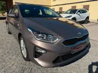 Gebraucht Kia Ceed Spirit 140 PS (102 kW) 2020 Braun Kleinwagen