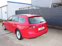 Gebraucht VW Passat Business 122 PS (89 kW) 2023 Rot Kombi