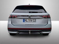 Gebraucht VW Passat R-line 177 PS (130 kW) 2024 Silber Kombi