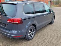 Gebraucht VW Sharan Comfortline 150 PS (110 kW) 2018 Grau Van / Kleinbus