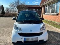 Gebraucht Smart ForTwo Coupé 71 PS (52 kW) 2011 Weiß Coupé