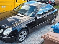 Gebraucht Mercedes E320 Avantgarde 204 PS (150 kW) 2004 Schwarz Limousine