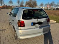 Gebraucht VW Polo 75 PS (55 kW) 1999 Silber Kleinwagen