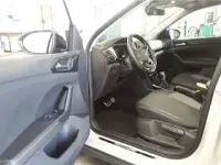 Gebraucht VW T-Cross Life 116 PS (85 kW) 2025 Grau SUV