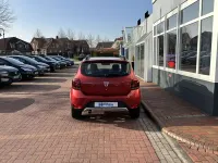 Gebraucht Dacia Sandero Prestige 90 PS (66 kW) 2018 Rot Van / Kleinbus