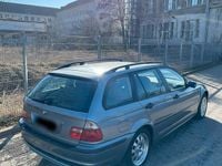 Gebraucht BMW 320 150 PS (110 kW) 2005 Grau Kombi