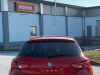 Usata Seat Leon SC 105 CV (77 kW) 2013 Rosso Utilitaria