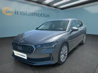 Gebraucht Skoda Superb 150 PS (110 kW) 2025 Grau Kombi