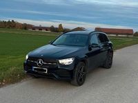 Gebraucht Mercedes GLC300e AMG 320 PS (235 kW) 2021 Schwarz SUV