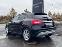Gebraucht Mercedes GLA250 211 PS (155 kW) 2015 Schwarz SUV