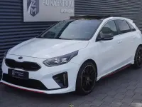 Gebraucht Kia Ceed GT GT 204 PS (150 kW) 2019 Sonderlackierung deluxeweiß metallic Limousine