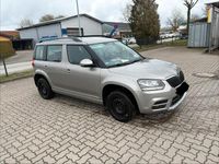 Gebraucht Skoda Yeti 105 PS (77 kW) 2015 Silber SUV