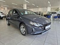 Gebraucht Hyundai i20 Select 101 PS (74 kW) 2025 Grau Kleinwagen