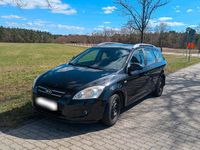 Second-hand Kia Ceed 126 CP (92 kW) 2010 Negru Hatchback