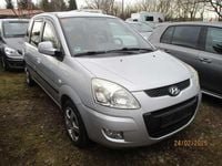 Gebraucht Hyundai Matrix Comfort 103 PS (75 kW) 2009 Continental silver Van / Kleinbus