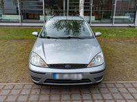 Usata Ford Focus 101 CV (74 kW) 2004 Grigio Station wagon