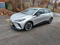 Gebraucht MG MG4 EV 110 kW (150 PS) 2024 Silber Kleinwagen