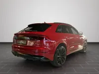 Neu Audi Q8 Design 286 PS (210 kW) 2026 Chilirot metallic (metallic) SUV