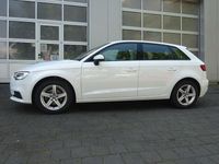 Gebraucht Audi A3 Sportback g-tron Basis 131 PS (96 kW) 2020 Weiß Kleinwagen
