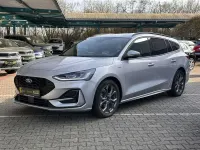 Gebraucht Ford Focus ST-Line X 125 PS (91 kW) 2023 Polarsilber metallic Kombi