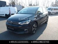 Gebraucht VW Touran Highline 150 PS (110 kW) 2023 Grau Van / Kleinbus