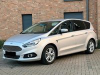 Gebraucht Ford S-MAX Titanium 150 PS (110 kW) 2017 Silber Van / Kleinbus