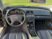 Gebraucht Mercedes CLK200 163 PS (119 kW) 2001 Schwarz metallicschwarz Cabrio
