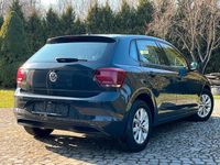 Gebraucht VW Polo Highline 95 PS (69 kW) 2019 Grau Kleinwagen