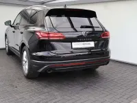 Gebraucht VW Touareg 231 PS (169 kW) 2021 Deep black perleffekt SUV