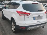 Gebraucht Ford Kuga 163 PS (119 kW) 2013 Weiß SUV