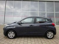 Gebraucht Hyundai i10 Comfort 90 PS (66 kW) 2024 Grau Kleinwagen