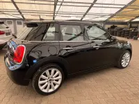 Używany Mini Cooper 136 KM (100 kW) 2016 Czarny Hatchback
