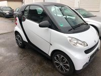 Gebraucht Smart ForTwo Coupé 61 PS (44 kW) 2011 Weiß Coupé