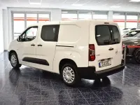 Używany Opel Combo 131 KM (96 kW) 2020 Biały Minivan