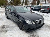 Gebraucht Mercedes E350 Avantgarde 265 PS (194 kW) 2011 Schwarz Limousine