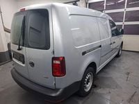 Gebraucht VW Caddy Maxi 102 PS (75 kW) 2018 Silber Van / Kleinbus